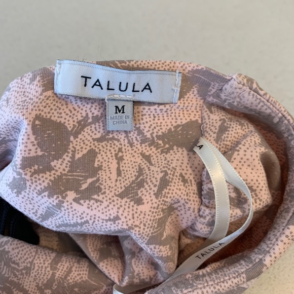 Aritzia strapless dress with cute back M - Picture 5 of 6